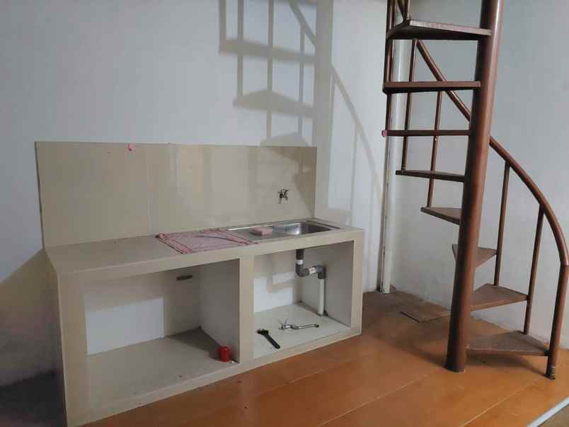 jual rumah komplek kintamani daan mogot