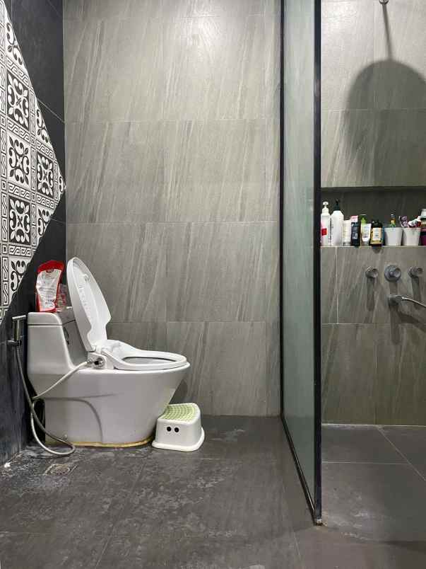 jual rumah mutiara taman palem cengkareng