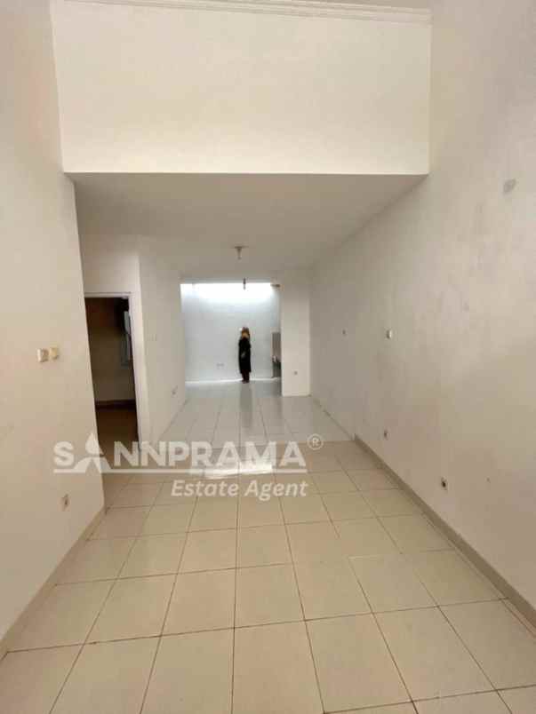 jual rumah second 1 5 lt di sukmajaya
