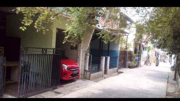 jual rumah tingkat 2 lantai di perumnas depok 2