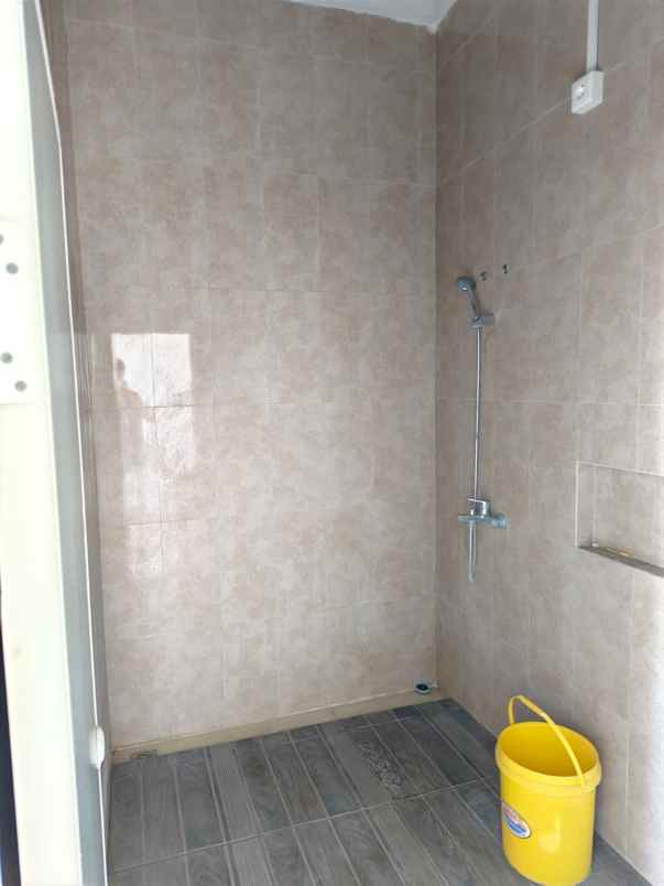 kencana sari timur rumah baru gress dijual