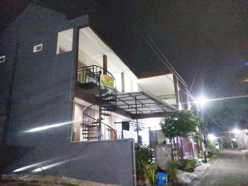 kost putri dekat unimus semarang undip semarang