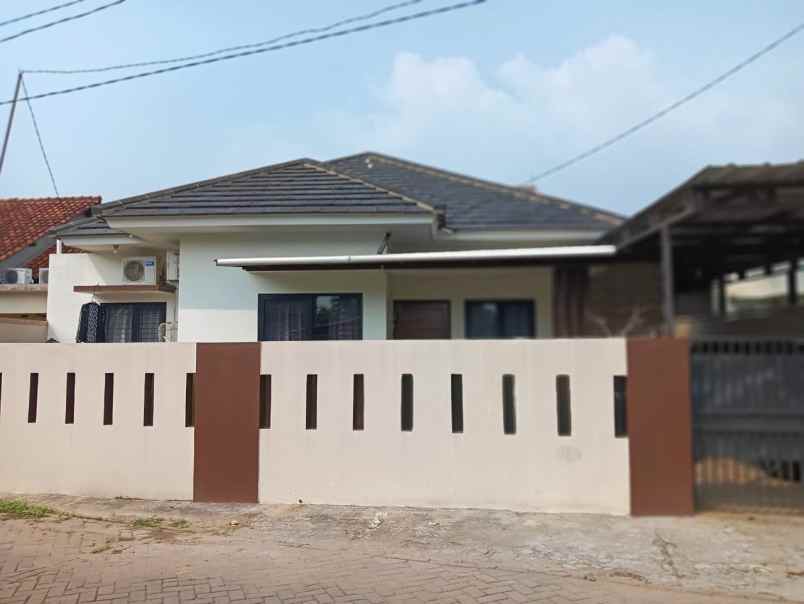 nyaman strategis rumah siap huni di ciater serpong