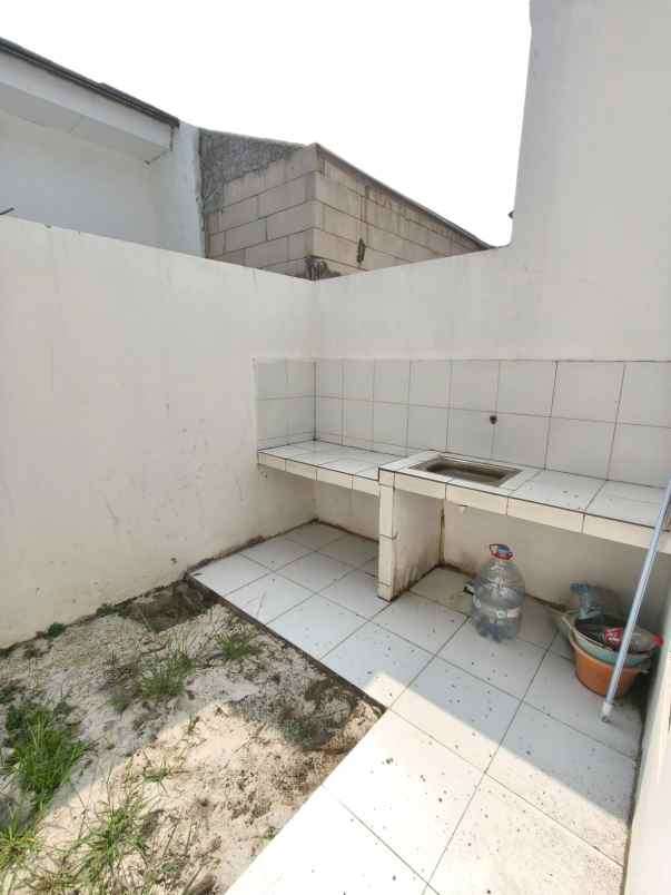 over kredit murah bangunan hebel