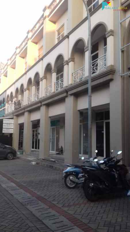 ruko 3lt lokasi premium dekat grand galaxy park bekasi