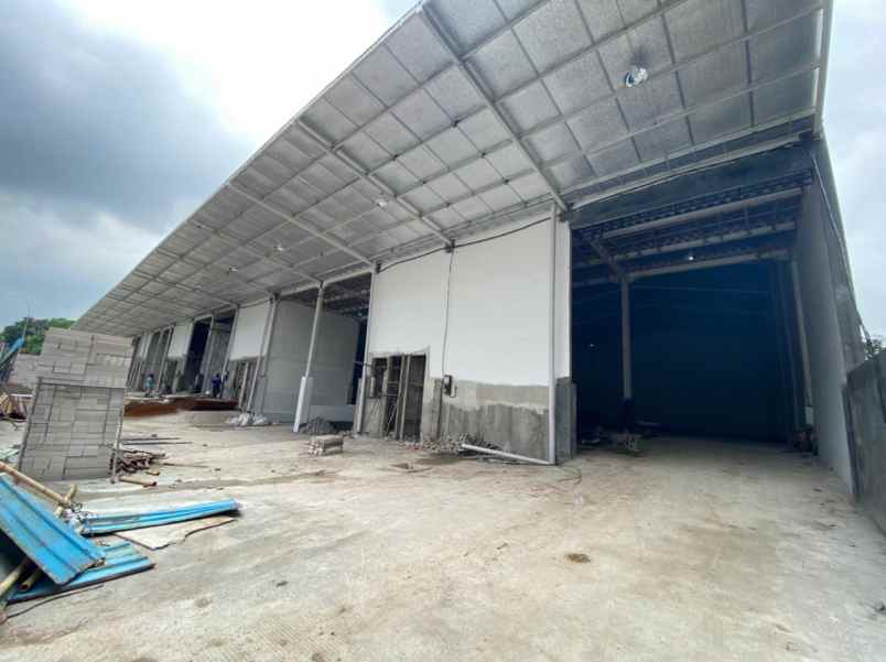 ruko gudang kantor jl industri delta silicon