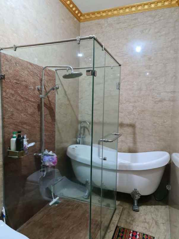 ruko gudang kantor manggarai selatan