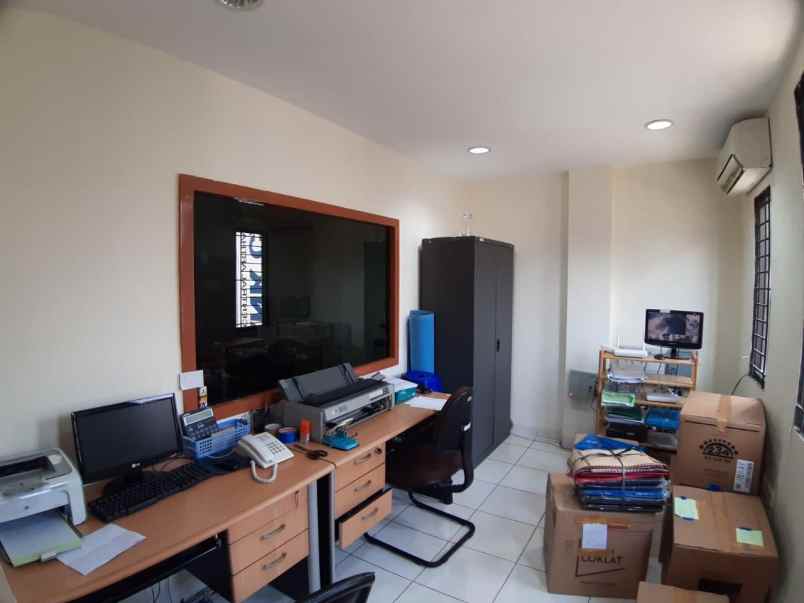 ruko pasar anyar lokasi ramai