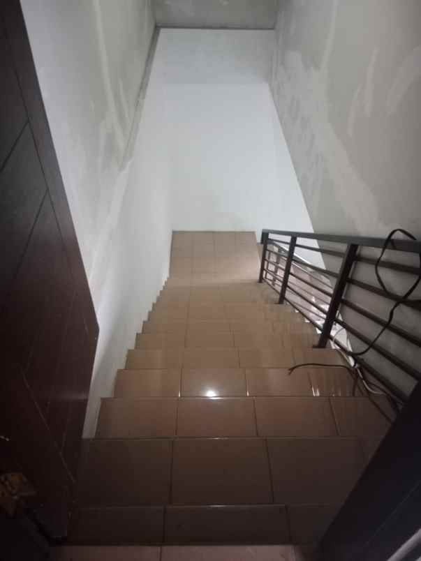 ruko sewa pusat kota bandung cocok kantor atau usaha