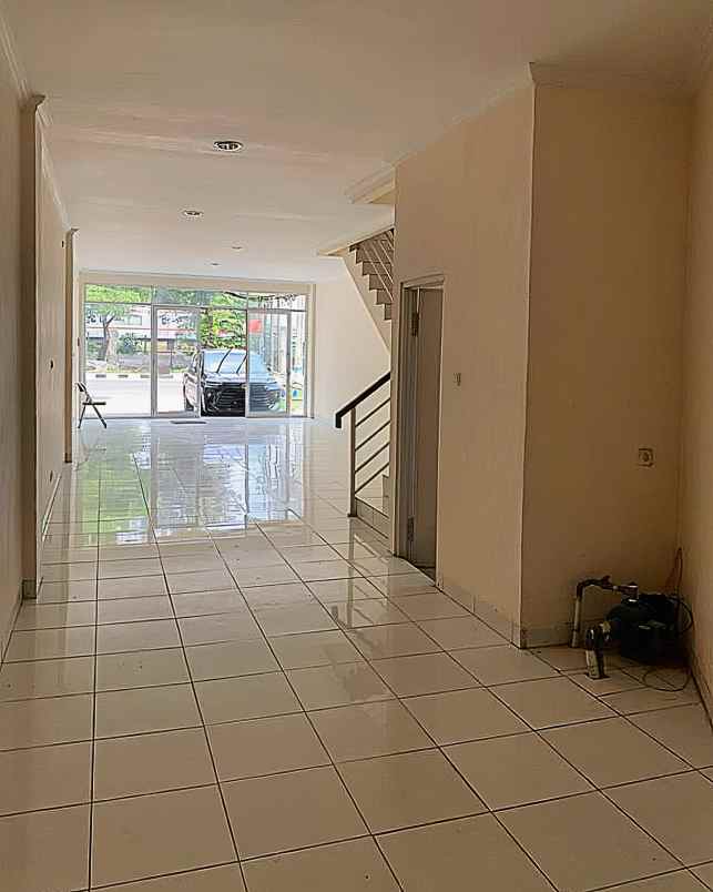 ruko strategis dan bagus di lenteng agung