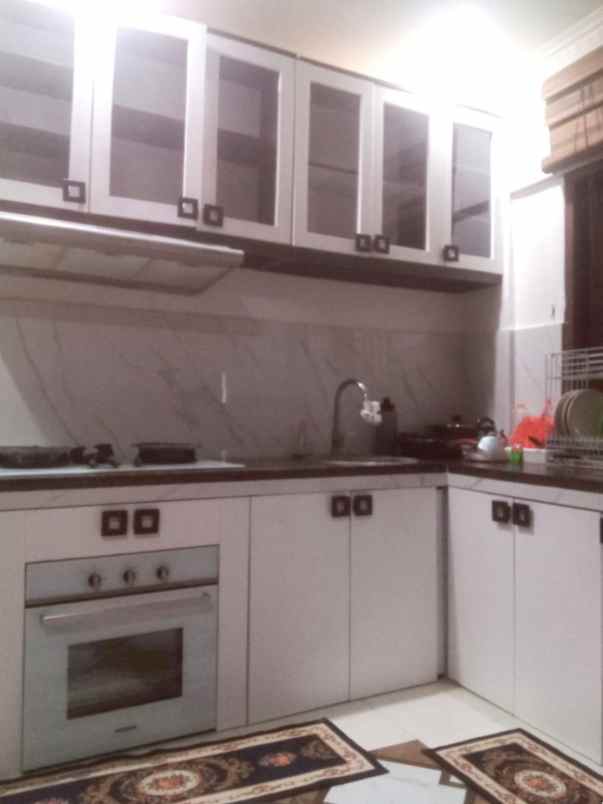rumah 2 lantai luas 222m type 6kt cakung jakarta timur
