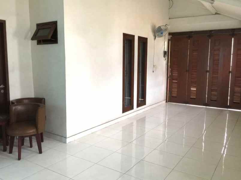 rumah 2 lantai luas 222m type 6kt cakung jakarta timur