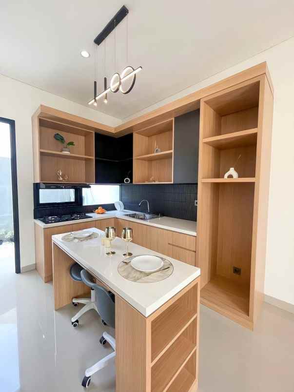 rumah 2 lantai selangkah ke binus school bsd