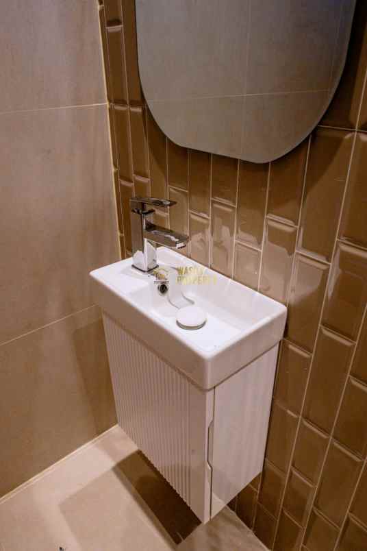 rumah 2 lantai siap huni dekat jalan palagan