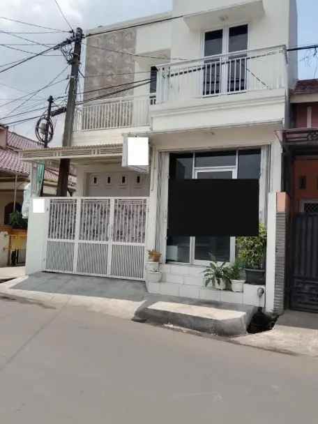 rumah 3 kamar akses mudah di aren jaya bekasi timur