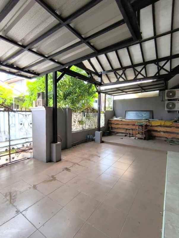 rumah 3 kamar tidur dekat sekolah harapan indah bekasi