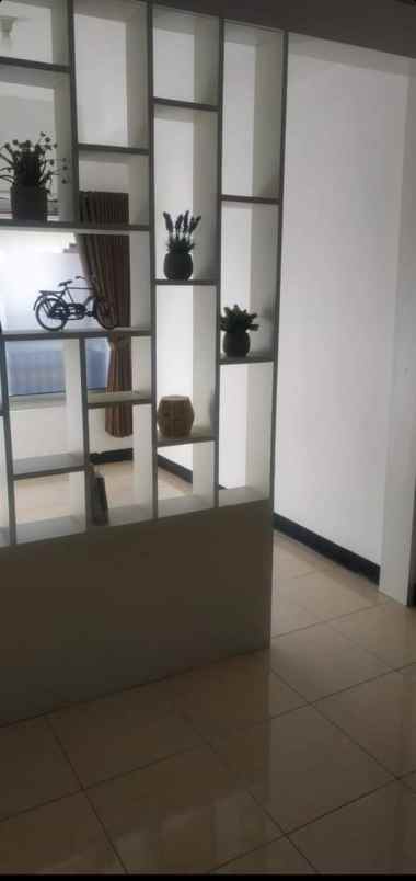 rumah 3 lantai lokasi lembang kabupaten bandung barat