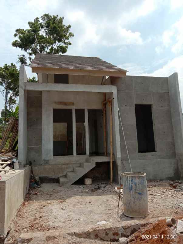 rumah arcamanik kab bandung jawa