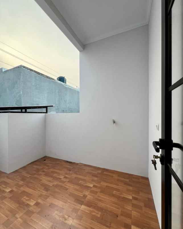 rumah baru american classic di kebagusan jaksel