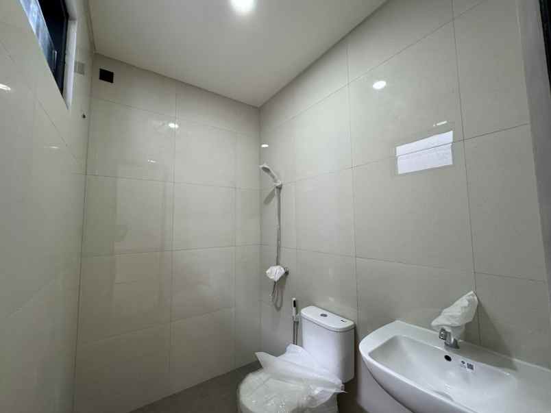 rumah baru harga terjangkau dekat toll pamulang