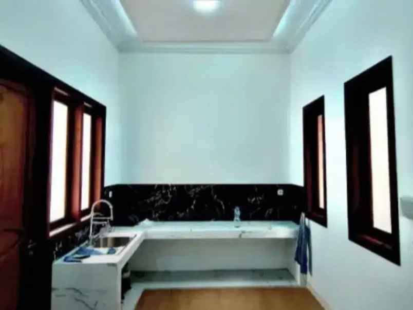 rumah baru mewah modern komplek billymoon kav marinir