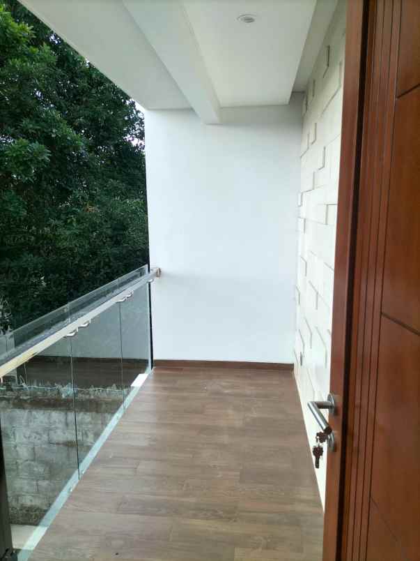 rumah baru mewah setiabudi bandung utara kota bdg