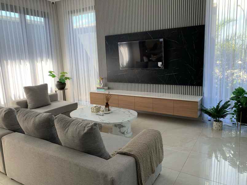 rumah baru modern 2 lantai di dekat tol buah batu
