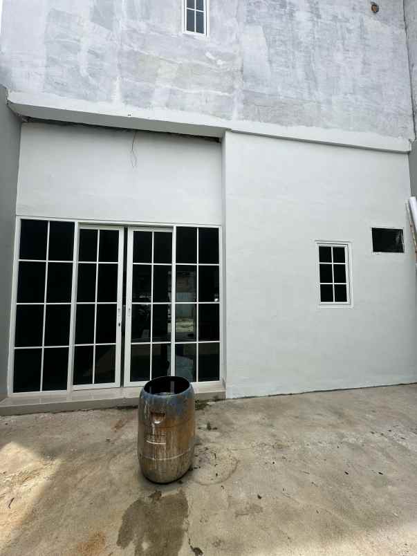 rumah baru modern 2 lt medan baru padang bulan