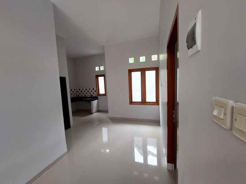 rumah cantik di sedayu ada 6 unit