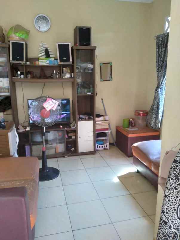 rumah cipayung depok