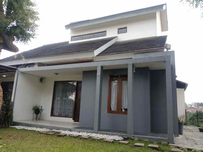 rumah ciuyah permana cimahi cocok untuk villa