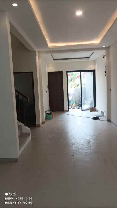rumah cluster baru dalam komplek di jatiasih bekasi
