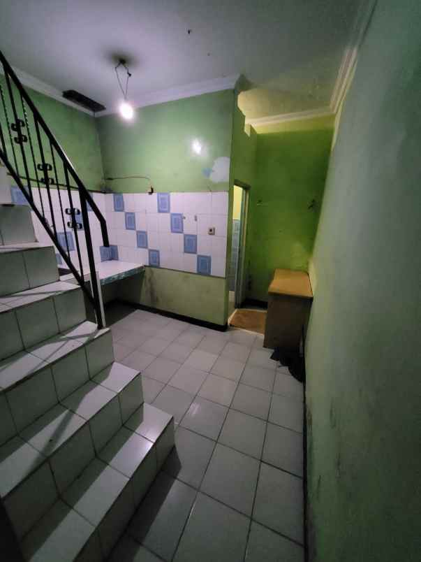 rumah di kontrakan bu hj entin