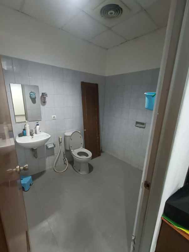 rumah di pancoran dijual