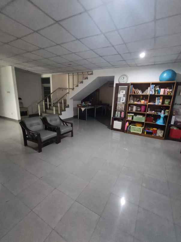 rumah di pancoran dijual