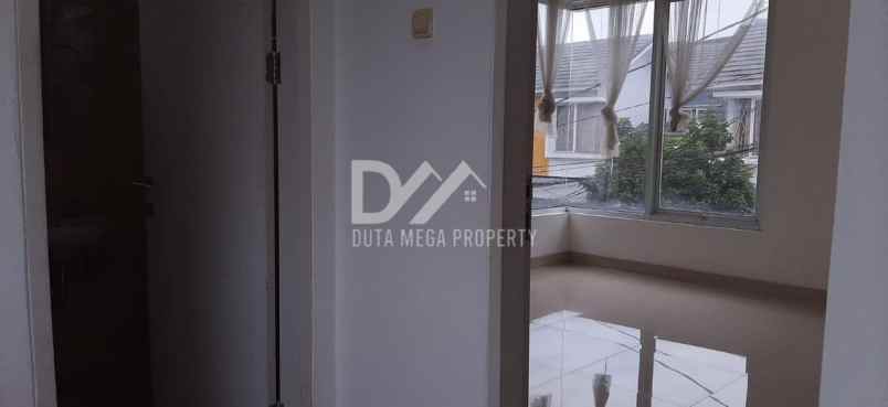 rumah dijual cepat di serpong park tangerang selatan