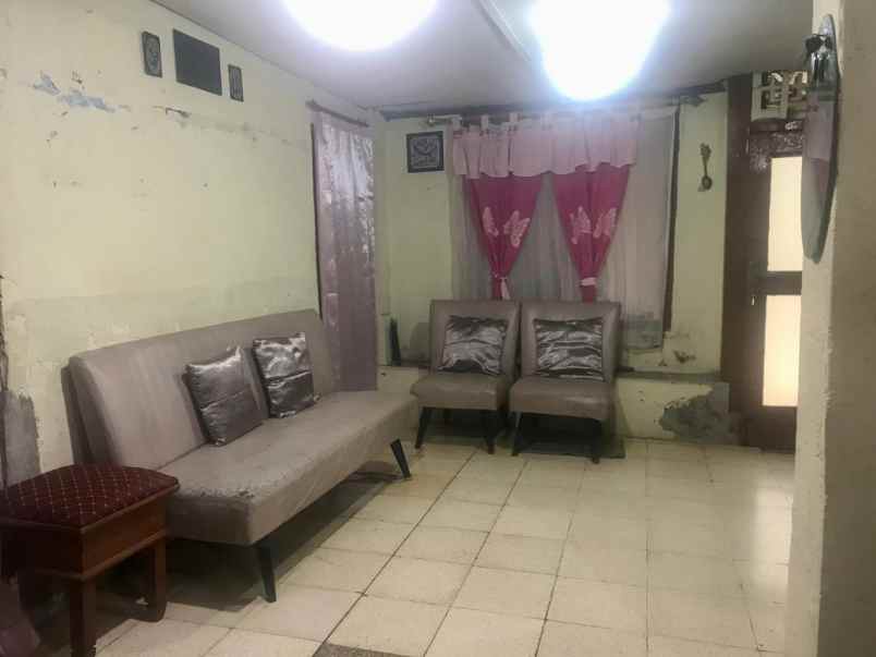 rumah dijual murah daerah menteng jakarta pusat