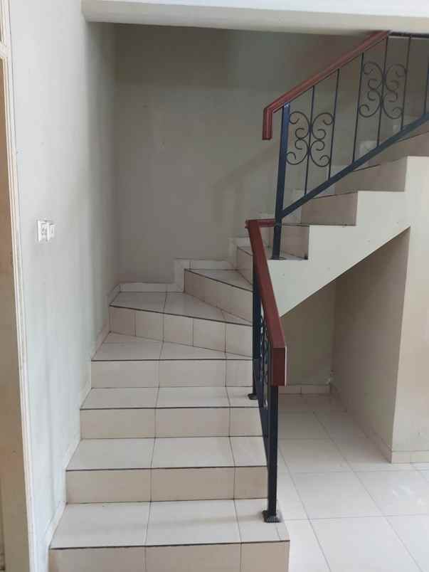 rumah gading arcadia pegangsaan