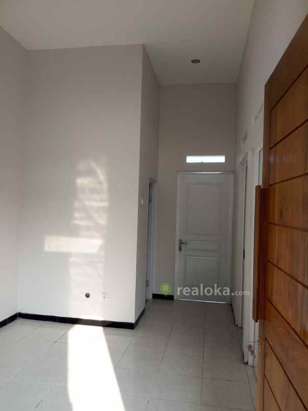 rumah gang meteor sarirejo pati