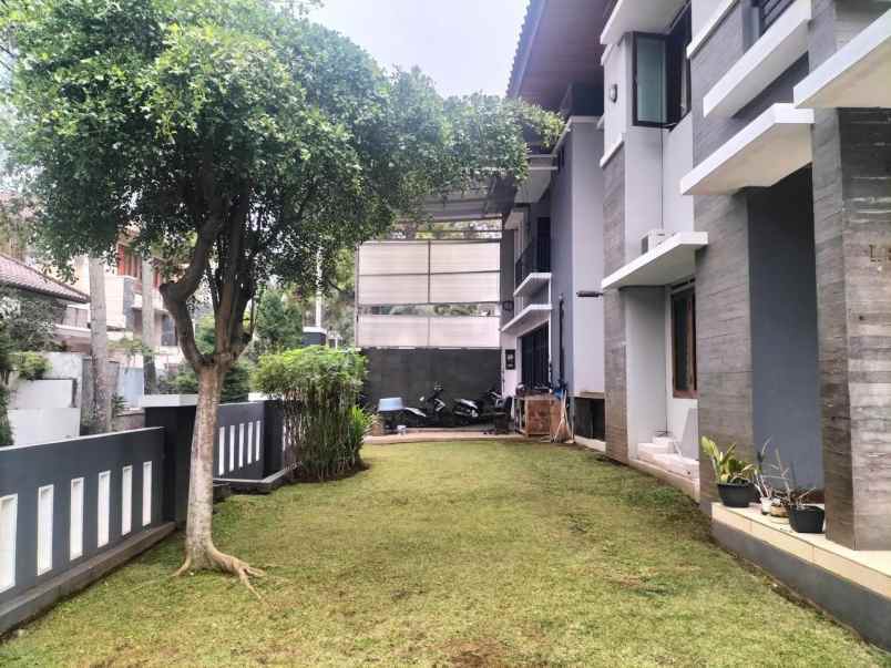 rumah gegerkalong mewah posisi hook