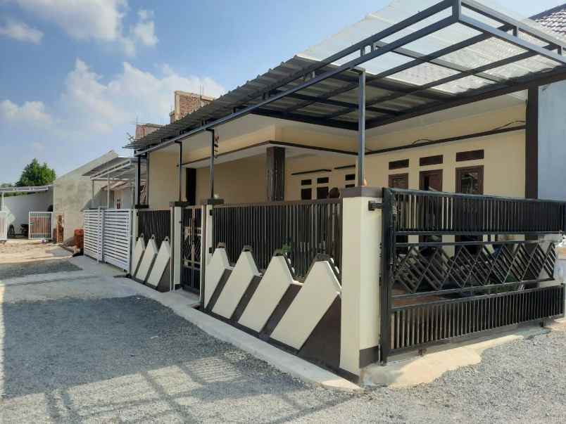 rumah jalan bojong waru ds