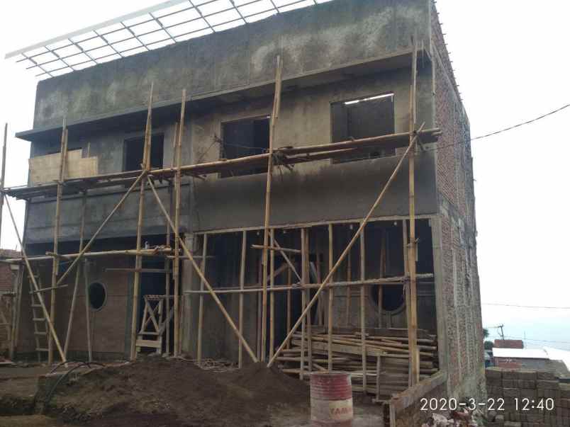 rumah jl gandrung jambudipa