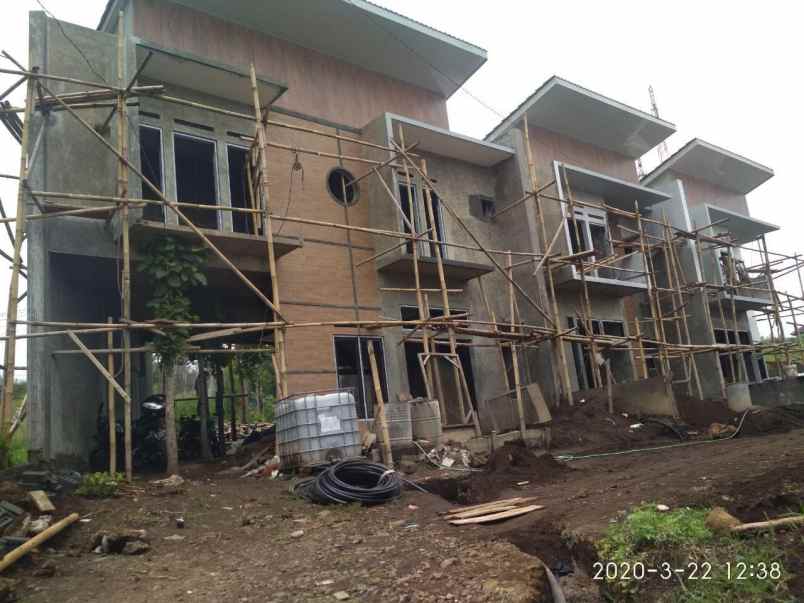 rumah jl gandrung jambudipa