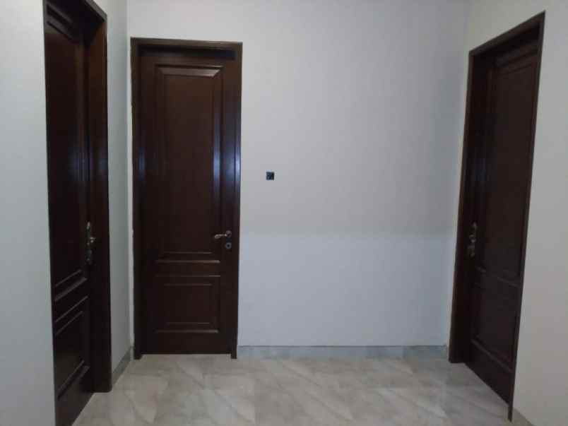 rumah jl jati makmur raya pondok