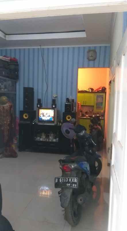 rumah jl pulau utama kampung