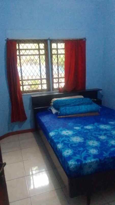 rumah jl raya cibening kel