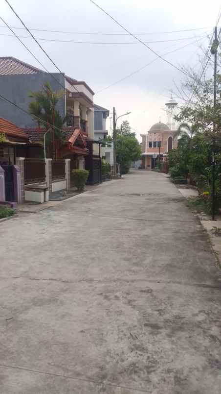 rumah jl raya cibening kel