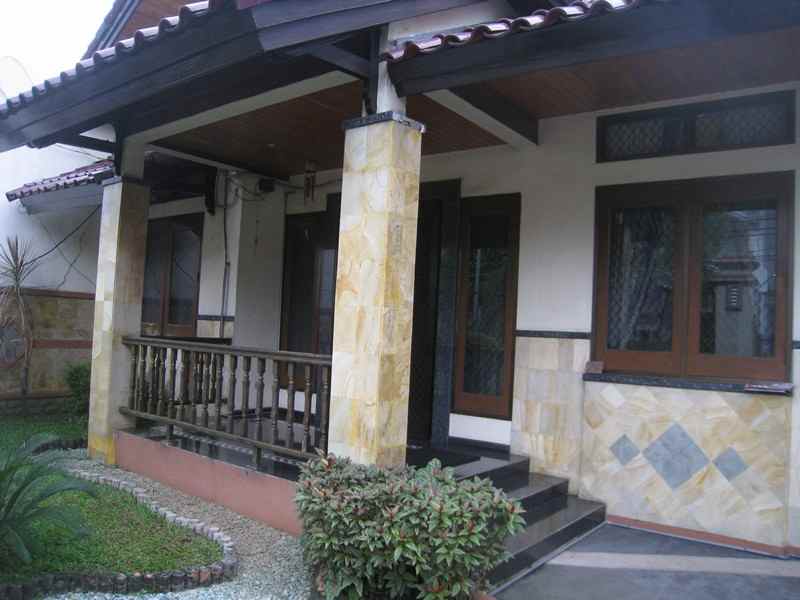 rumah jl raya kupang indah kota