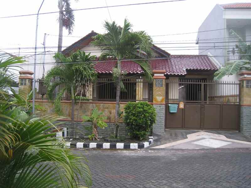 rumah jl raya kupang indah kota