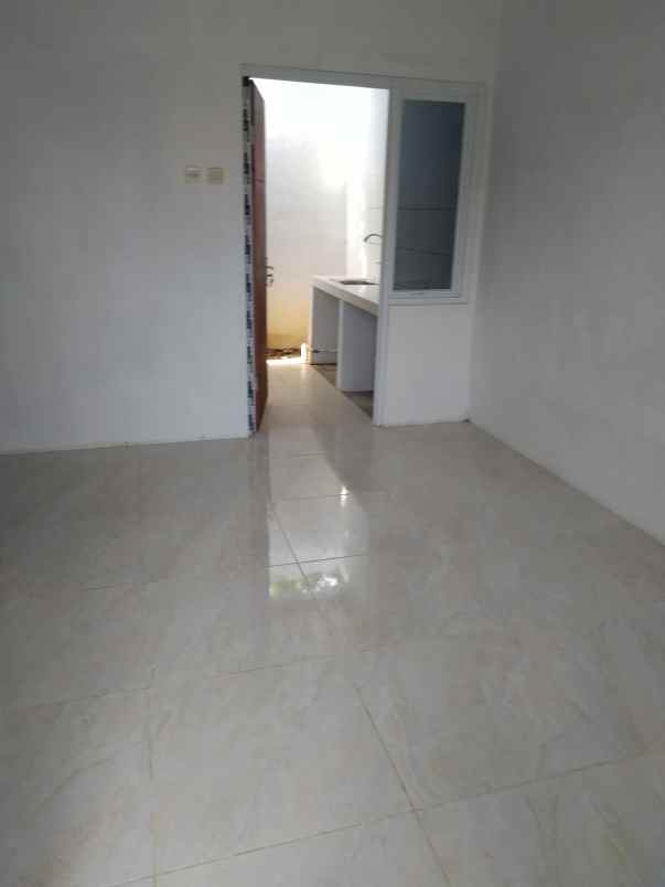 rumah jlan raya klapa nunggal